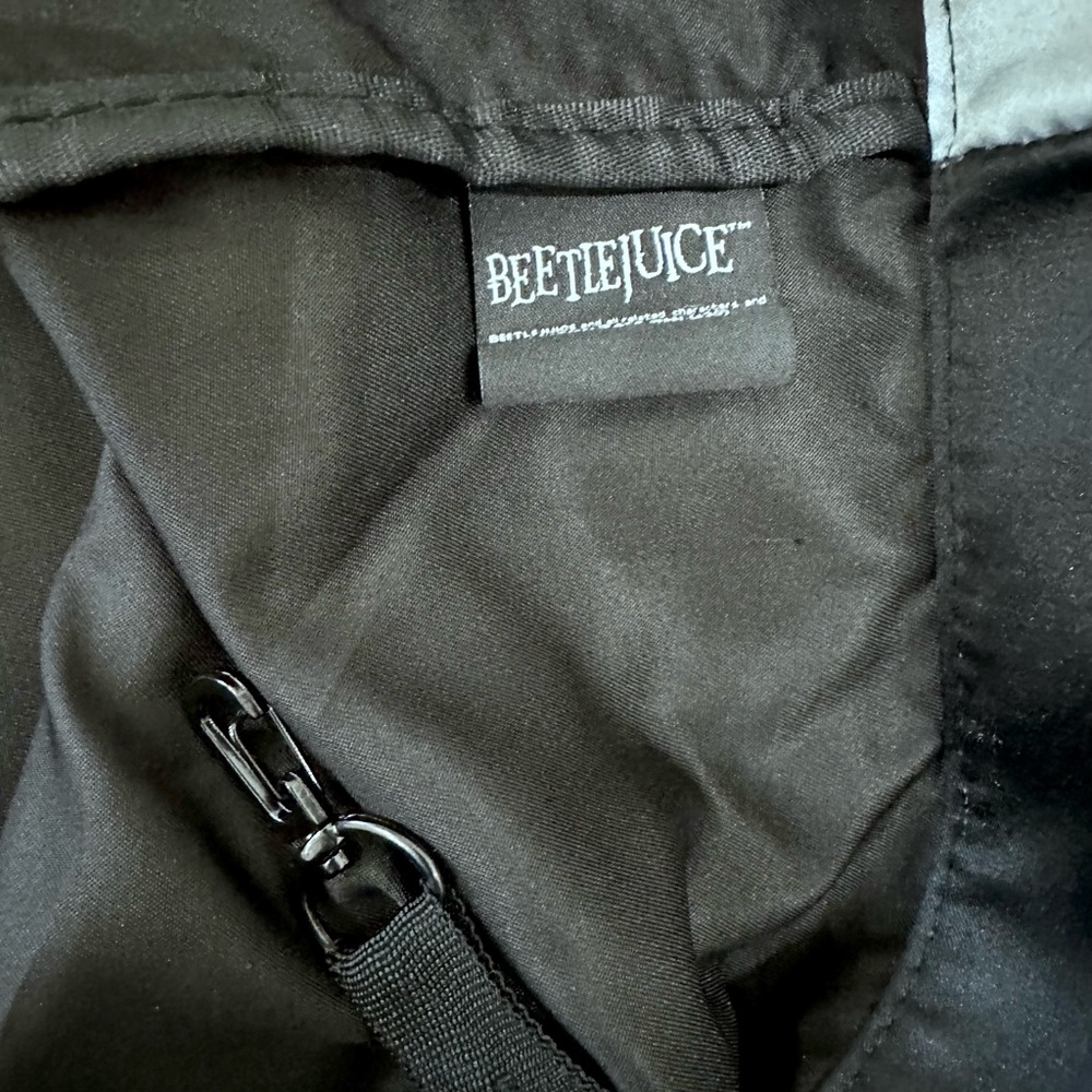 Beetlejuice Official Large Tote SOLD OUT - Picture 4 of 6